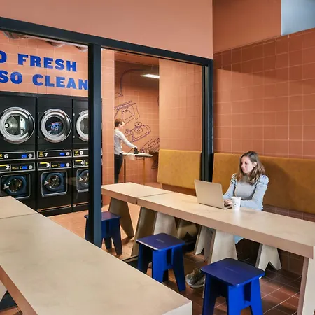 The Social Hub Extended Hotel *