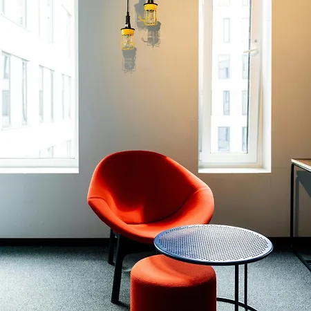 The Social Hub Extended Delft