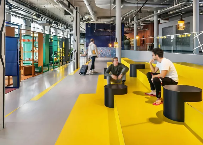 The Social Hub Extended