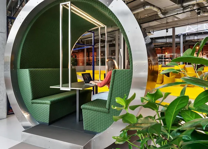 The Social Hub Extended فندق دلفت