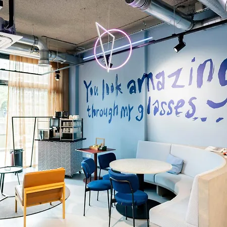 The Social Hub Extended