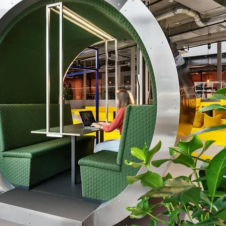 The Social Hub Extended Hotel Delft