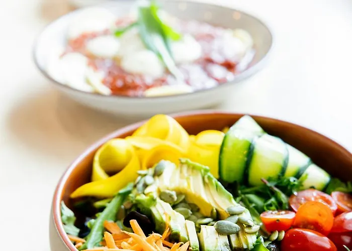 The Social Hub Extended * Delft