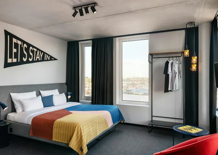 The Social Hub Extended Hotel